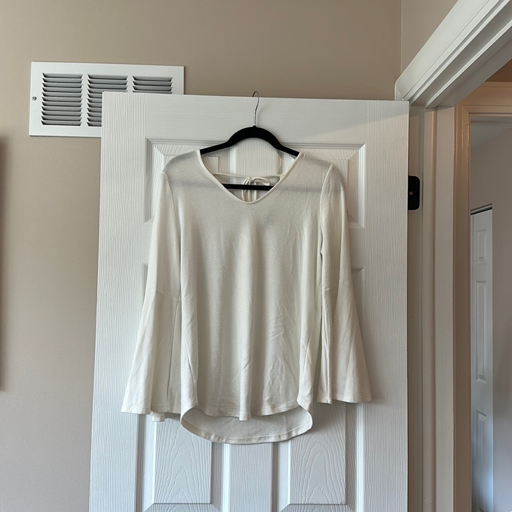 Bell sleeved sweater